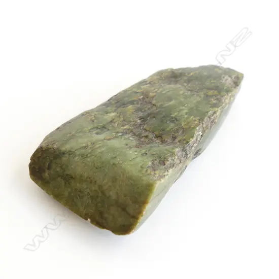A Māori pre-European pounamu toki,